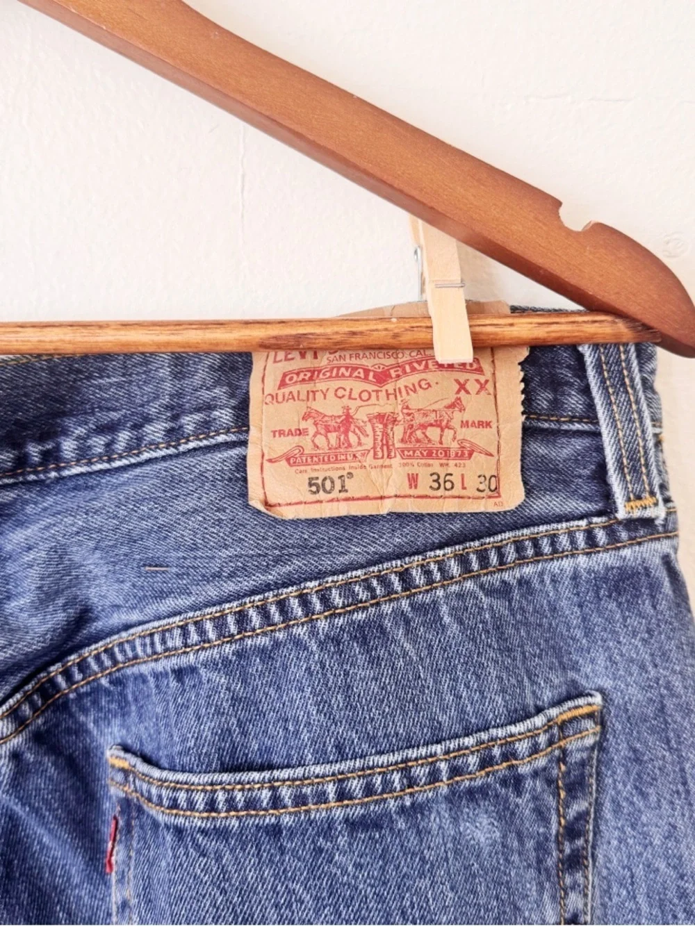 Levi 501 Relaxed Fit Jeans 36/30